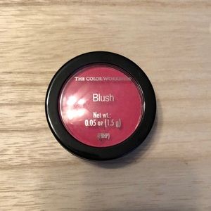 Blush container
